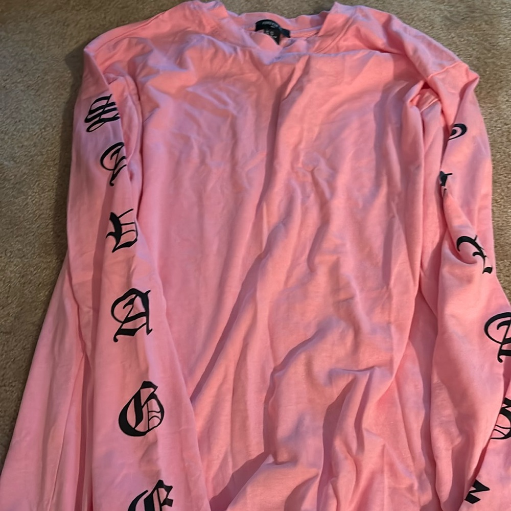 Forever 21 Men’s savage pink long sleeve